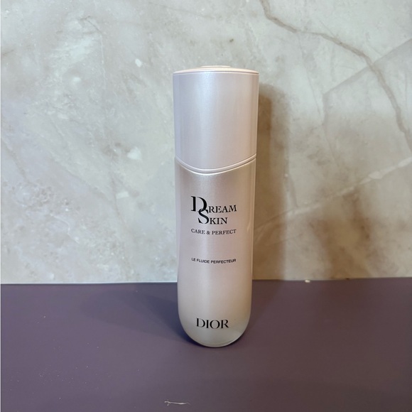 Dior Dreamskin Care & Perfect in Elegant Cream - Picture 1 of 4